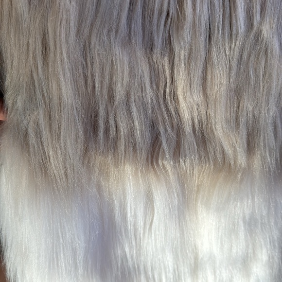 Joseph A Faux Fur Ombré Sweater Vest Large - Picture 5 of 10